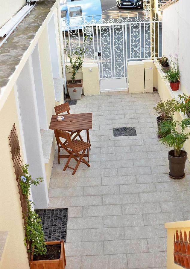 Mistral Appartements Port-Saint-Louis-du-Rhone Ngoại thất bức ảnh