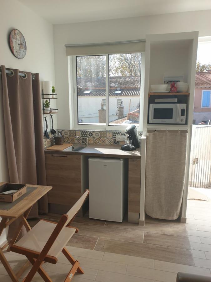 Mistral Appartements Port-Saint-Louis-du-Rhone Ngoại thất bức ảnh